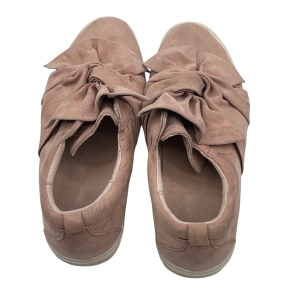 Kenneth Cole Reaction Blush Suede Bow Fashion Sneakers Size 8 1/2 Women’s - Picture 3 of 10